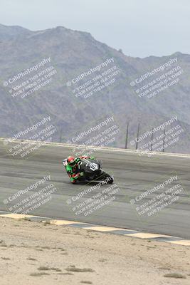 media/Nov-15-2025-Race Pace (Sat) [[8de605a2d8]]/Verified Riders/Bowl (1020am)/